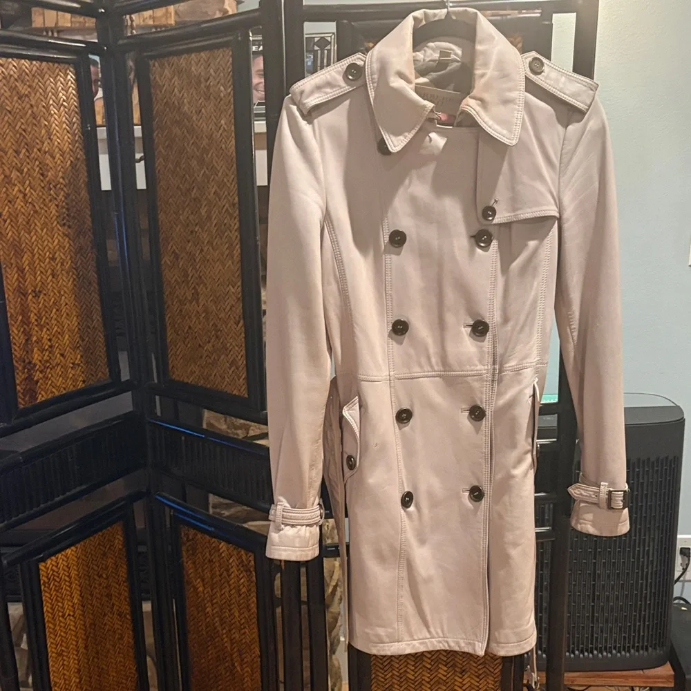 Burberry Brit Classic Italian lamb leather Trench Coat, middy knee,worn w/Love - Picture 2 of 6